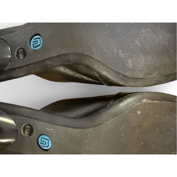 Nicole Brakes Black Leather Heeled Mules in Size 6.5 - Picture 7 of 9